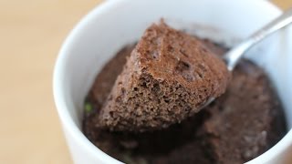 Mug cake au chocolat  RECETTES EXPRESS  LA BOITE A RECETTES [upl. by Zilef54]