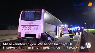 Reisebus prallt gegen Fahrbahnteiler Unfall auf A3 bei Raunheim [upl. by Akirdnuhs]