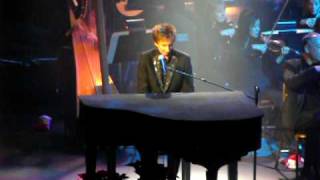 Barry Manilow  Could It Be Magic  121709 [upl. by Viki]