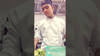 hatel me kam karte time viralvideo food viral vlog [upl. by Eadrahs]