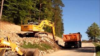 LIEBHERR Bagger in Action [upl. by Larena290]