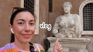 Italian vlog cerchiamo le Statue Parlanti al centro di Roma Subtitled [upl. by Darrey]