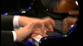 Nobuyuki Tsujii  Liszt  La campanella [upl. by Ahsircal941]