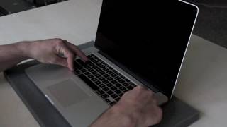 How to reset the SMC controller on your Macbook  Tutorial [upl. by Engracia]