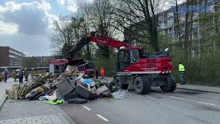 Brand in vuilniswagen  van Baerlestraat Vlaardingen [upl. by Daiz54]