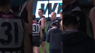 Ken Hinkley and James Sicily exchange words postmatch afl aflfinals [upl. by Auliffe]