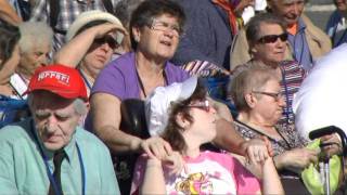 Lourdes 2011 Pamiers France la photo de groupe [upl. by Ahsinak]