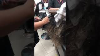 Mechas cabello rizado Estudia Estilismo y belleza profesional [upl. by Sivraj540]