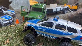 4x4 RC Cars Offroad Hit And Run Traxxas TRX4M Police Car VS FMS FCX18 Toyota LC80 [upl. by Nollat]