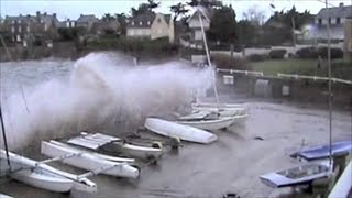 Tempête SaintMaloGrandes marées BretagneSturmflut Storm Tide Marea Giant waves [upl. by Aramoj]