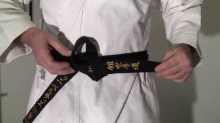 Comment bien attacher sa ceinture de Karaté Shotokan [upl. by Larentia]