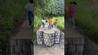 Street Art Illusions That Leap Off Ground 🎨✨IllusionArt art drawing illusionvideo shortvideo [upl. by Notlil]