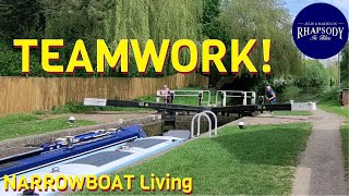 NARROWBOAT Living  Many HANDS Make LIGHT Work … TEAMWORK Ep97 [upl. by Stallworth]