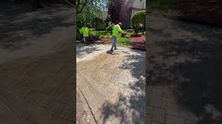 HOW TO SPRAY BRICK SEALER brick paverseal pavers sealer seal driveway drive [upl. by Gemini682]