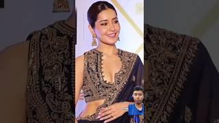 Raashi Khanna in sarees look on filmfare awards raashikhanna shorts filmorago filmfareawards [upl. by Idnic]