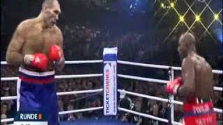 Nikolai Valuev vs Evander Holyfield 46 [upl. by Tatman]