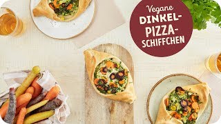 Vegan Kochen Pizzaschiffchen mit Wirsing [upl. by Ahsoet]