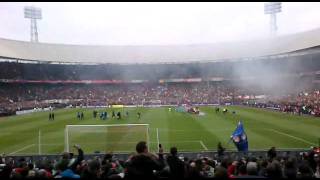 De Klassieker prematch fireworks and Super Feyenoord chantmp4 [upl. by Verdi892]