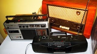 Old Radios as Smartphone Docking Stations  Tube Radios [upl. by Bennet822]