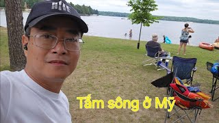 Đi cắm trại tắm sông ở Mỹ  gần Abbotsford Wisconsin  Cuộc sống người Việt ở Mỹ [upl. by Ahsinom]