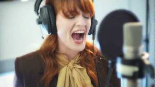 Florence amp The Machine quotLover to Lover acústico [upl. by Havstad]