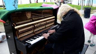 HD Amazing Best Homeless Piano Player in Venice Beach CaMOV [upl. by Niamrahc]