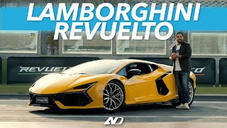 Así es manejar un auto de 1015 caballos de fuerza 🤯  Lamborghini Revuelto [upl. by Sinnod673]