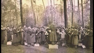 Radetzky Marsch  Strauss  Musikkorps der Schutzpolizei Berlin  Obermusikmeister Heinz Winkel [upl. by Aimas]