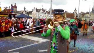 Basler Fasnacht Gässle am Zischtig 2012 [upl. by Shanley]