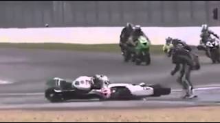 Il più incredibile incidente in moto gp della storia [upl. by Ardnossak]