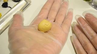 طريقة تليين الصلصال الحراري الناشف أو القديم how to soften old polymer clay [upl. by Entsirhc890]