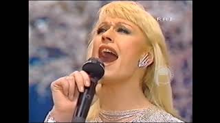 Raffaella CarràL ULTIMA VOLTA IN TV [upl. by Einoj]