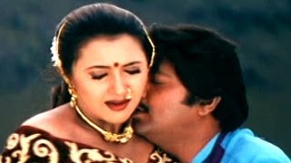 Babu Mohan Lifts Mountain  Fabulous Comedy Scene  Navvula TV [upl. by Artnoed193]