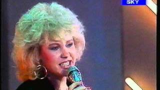 Sandy Wilson Gimme your love tonight september 1986 [upl. by Nnylaf]