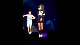 Replay by Zendaya Live 103014 [upl. by Wolliw]