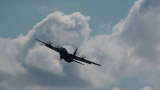 C 130 J Hercules Démo HD Paris Air Show 2009 Le Bourget  Acrobatics 8 LFTA [upl. by Theodora498]