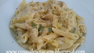 Pasta con Pollo y Salsa Béchamel [upl. by Vannie]