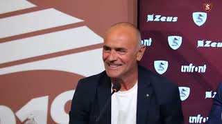 Salernitana Il nuovo allenatore Giovanni Martusciello si presenta ai tifosi granata [upl. by Rod]