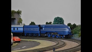 Marvelous Model Locomotives 25 6220 quotCoronationquot [upl. by Allan743]