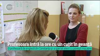 O profesoară din Constanţa îşi blesteamă elevii şi le povesteşte că are mereu cu ea un cuţi [upl. by Dyan383]