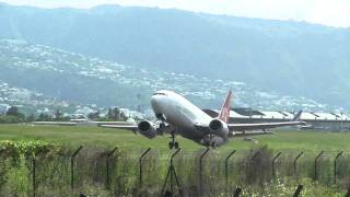 Take off Boeing 737300 Air Madagascar5RMFH from GillotFmeeRUN [upl. by Shererd967]