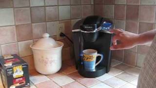 Keurig B60 Demo [upl. by Adalai105]