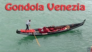 Gondoliers et Gondoles à Venise Venezia [upl. by Ecaidnac130]