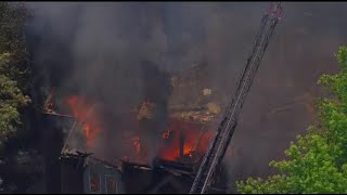 Large house fire breaks out in Edgewater in Anne Arundel County [upl. by Meador]