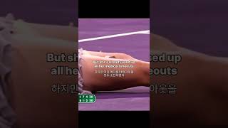 경기 중 갑자기 쓰러진 선수  Sudden collapse during the match Wozniacki  Zvonareva tennis [upl. by Maher]