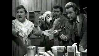 RTE Wanderley Wagon Christmas Special 1971 Original Tune [upl. by Mayman]