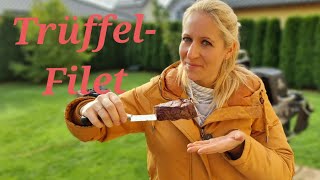 Getrüffeltes Rinderfilet von der Zedernholzplanke [upl. by Yearwood584]